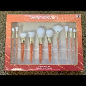 Wet n wild set brushes 10